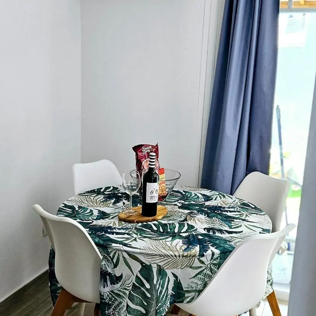 Modern Bohotropical Apartment With Terrace La Medida